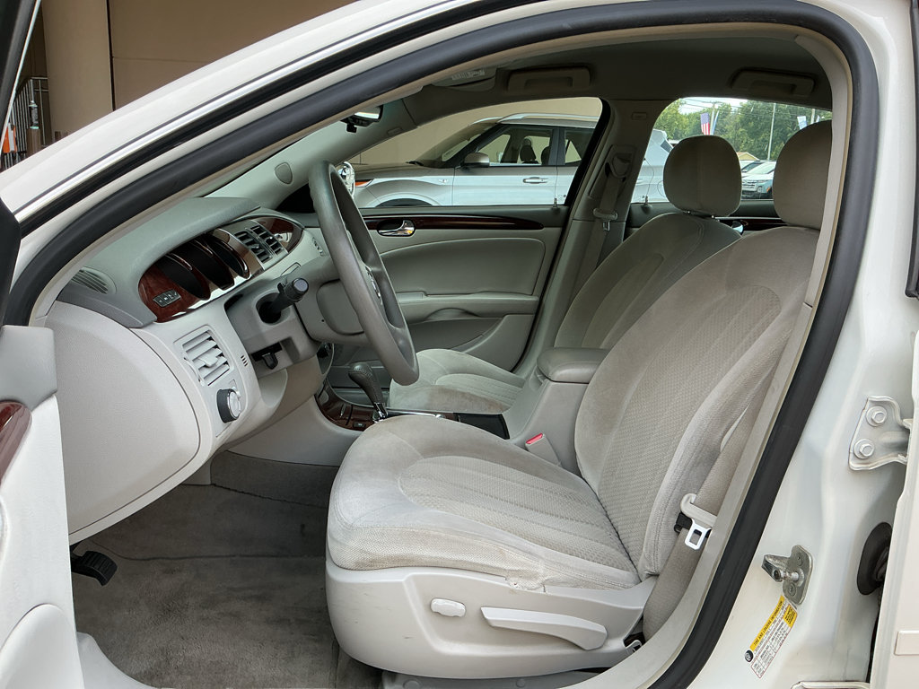 Used 2007 Buick Lucerne CX FWD image 10