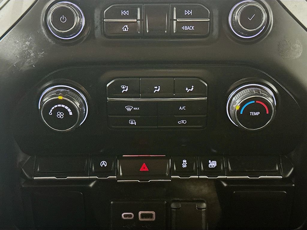 Used 2020 Chevrolet Silverado 1500 LT image 18