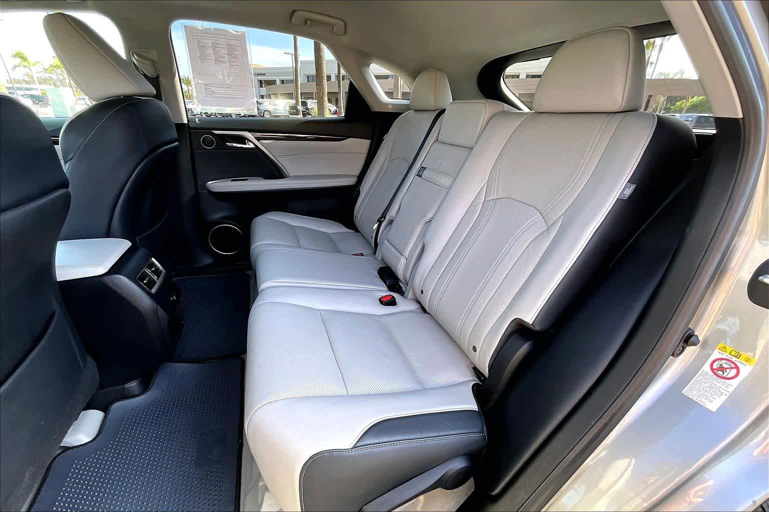 Used 2019 Lexus RX 450h AWD w/ Navigation Package image 18