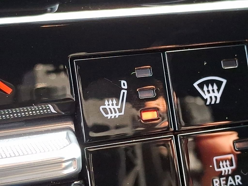 Certified 2025 Nissan Armada PRO-4X image 24