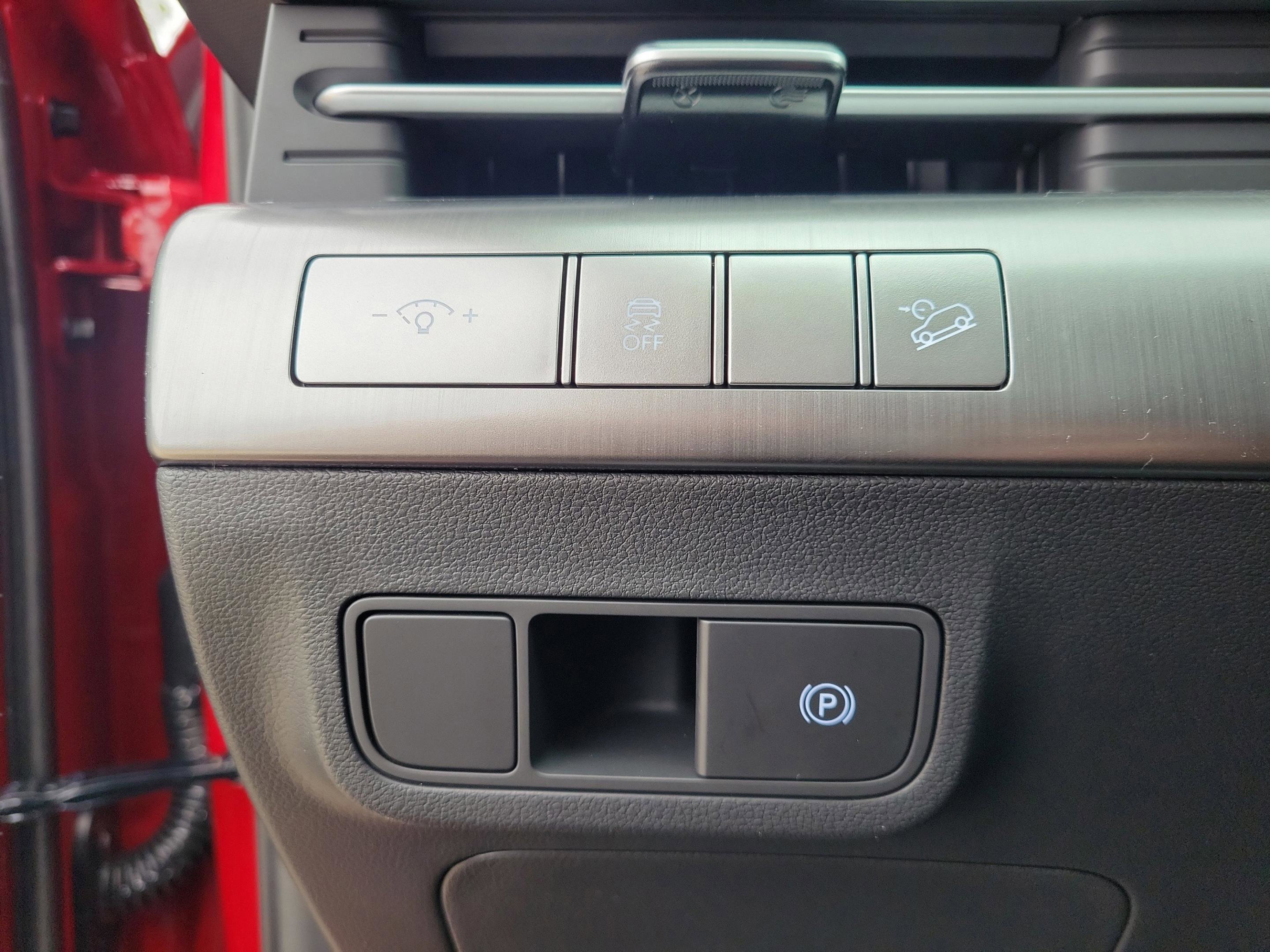 New 2026 Hyundai Kona SEL Premium image 16