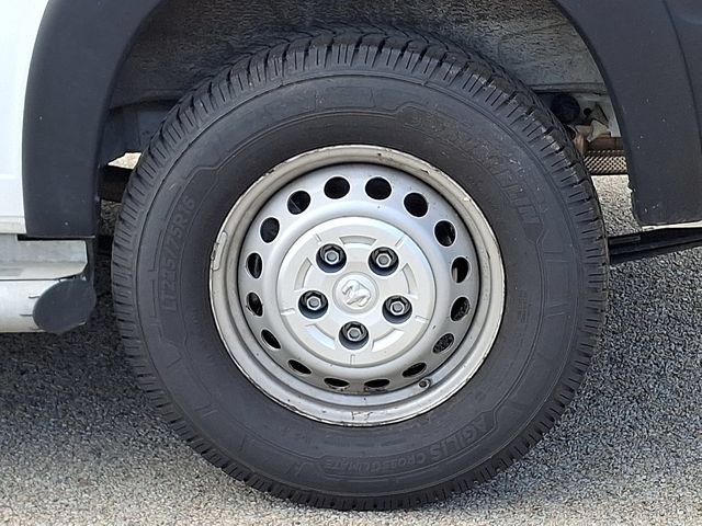Used 2025 RAM ProMaster 2500 w/ U-Haul Equipment Group FWD image 12