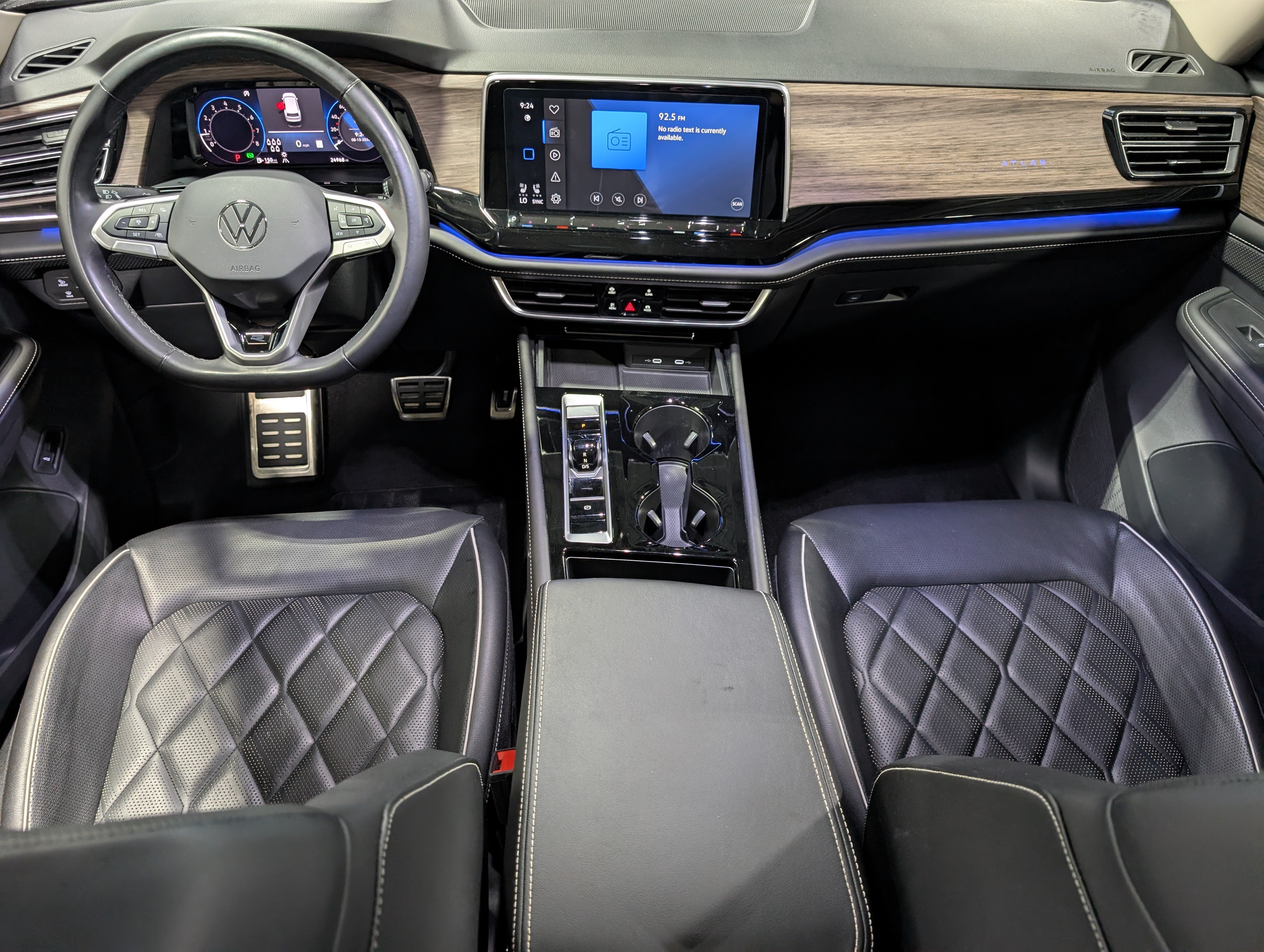 Used 2024 Volkswagen Atlas SEL Premium R-Line AWD/4WD image 15