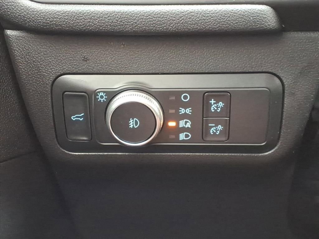 Used 2022 Ford Escape SEL image 20