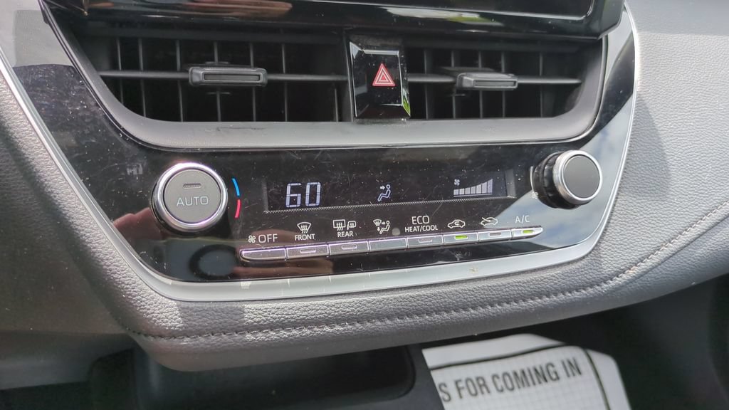 Used 2024 Toyota Corolla SE FWD image 19