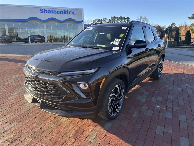 Used 2024 Chevrolet TrailBlazer RS w/ Convenience Package image 1