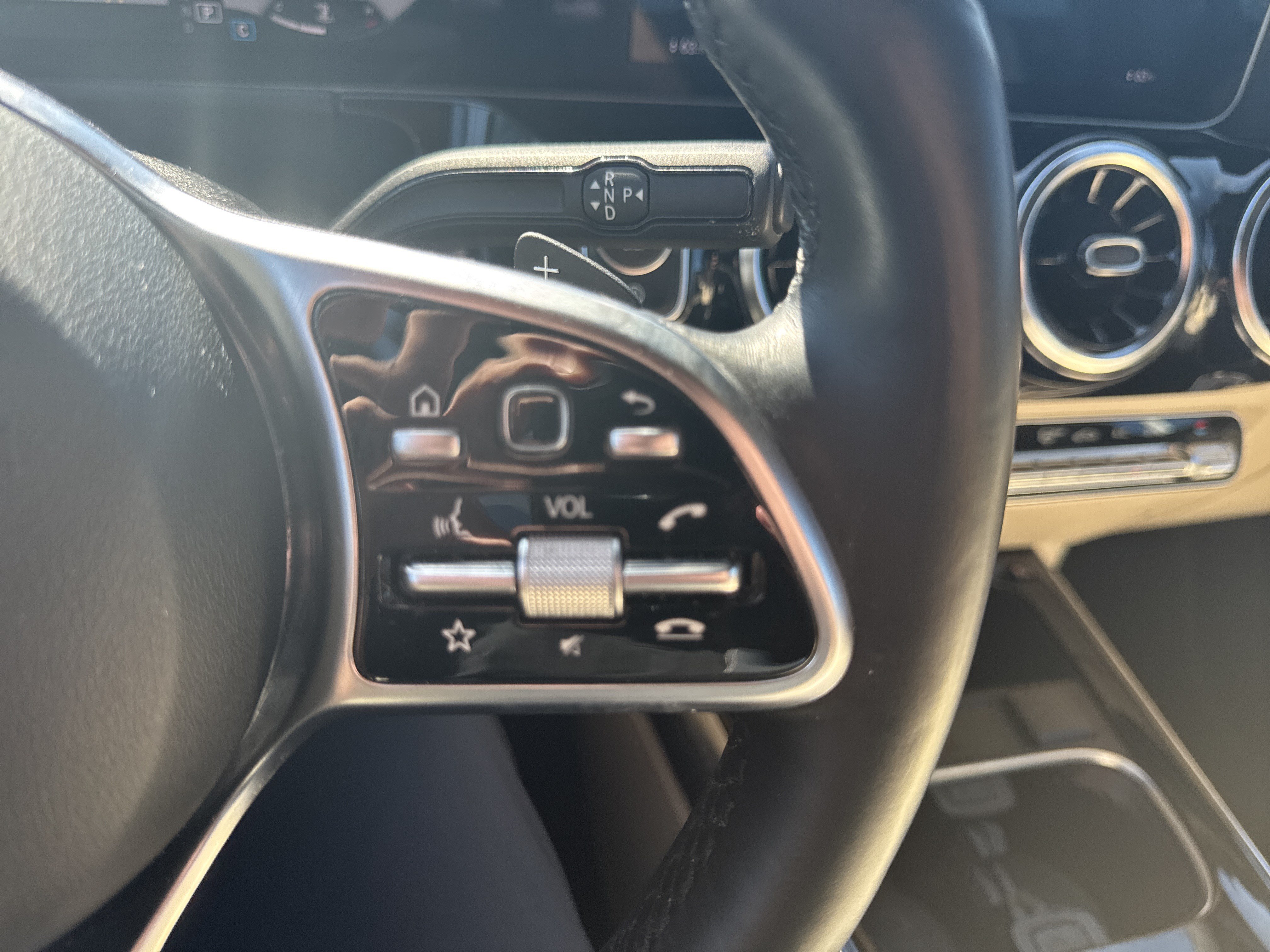 Used 2021 Mercedes-Benz GLA 250 4MATIC image 20