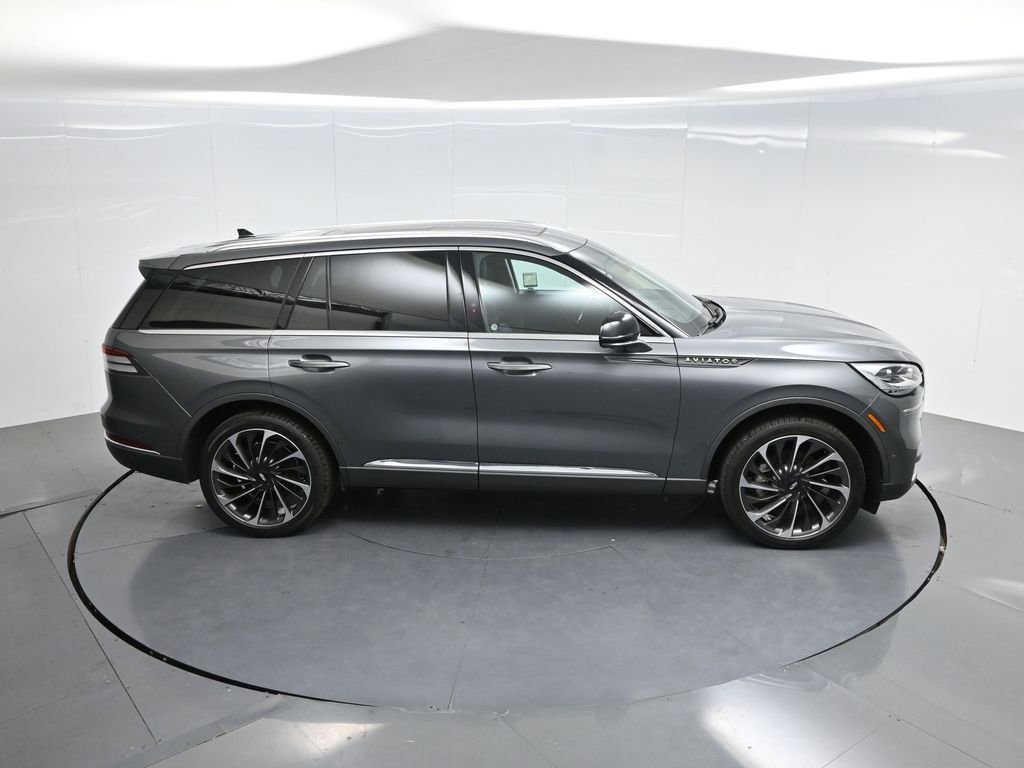 Used 2023 Lincoln Aviator Reserve w/ Equipment Group 201A AWD/4WD image 47
