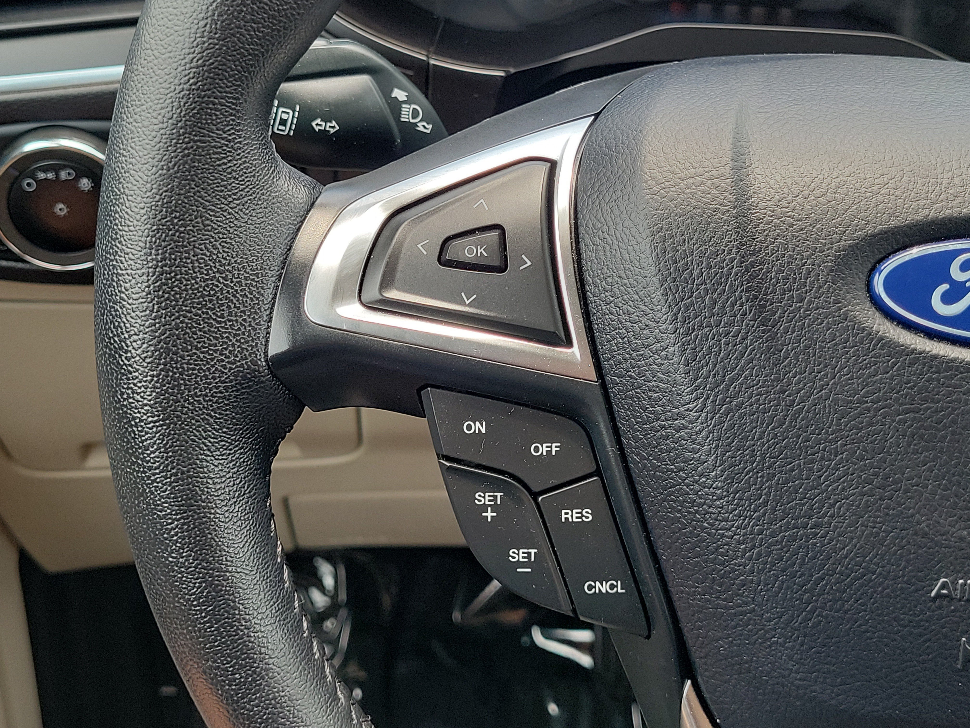 Certified 2024 Ford Edge Titanium AWD/4WD image 26