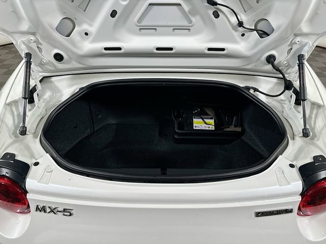 Used 2022 MAZDA MX-5 Miata RF Grand Touring image 22