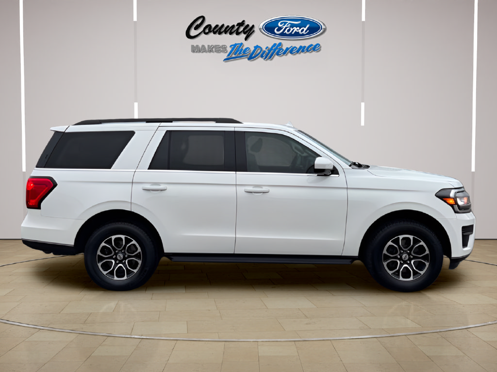 Used 2024 Ford Expedition XLT AWD/4WD image 8
