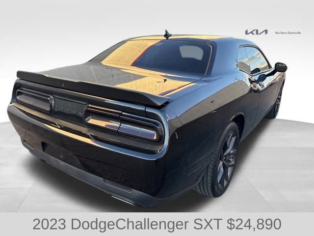 Used 2023 Dodge Challenger SXT w/ Blacktop Package image 8