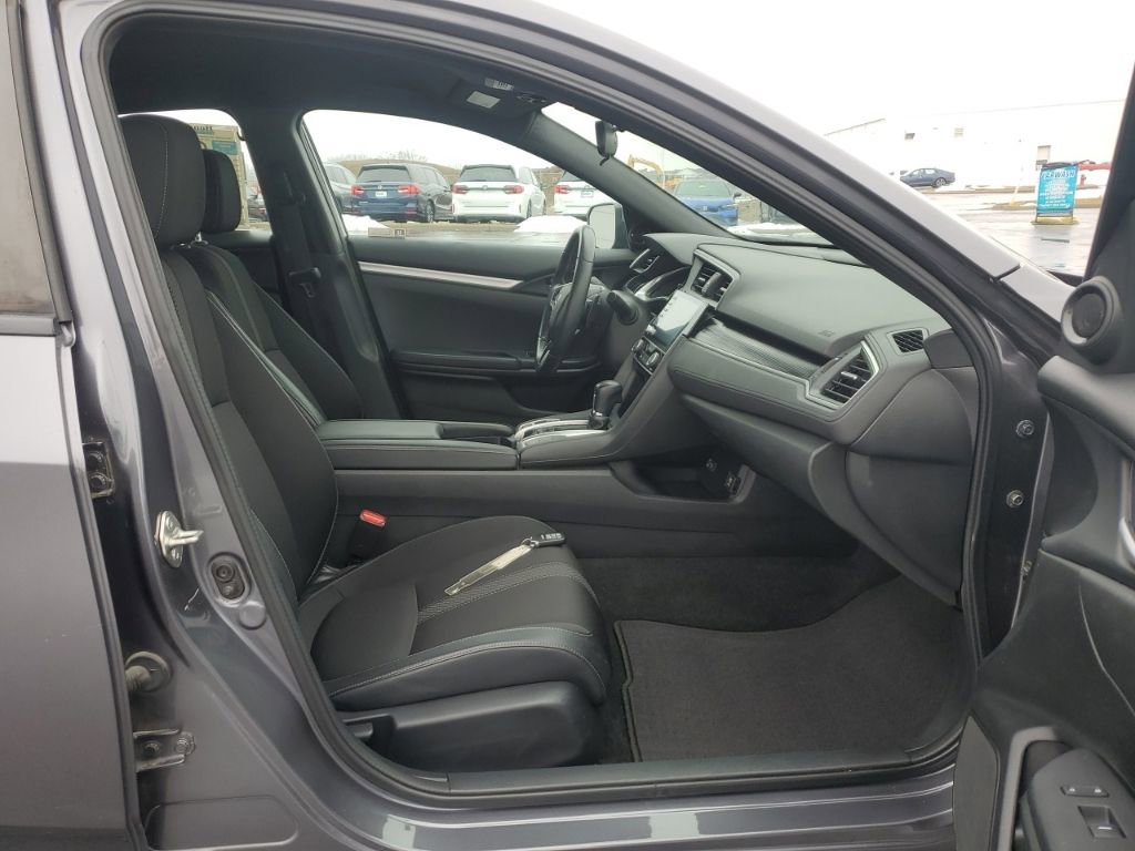 Used 2019 Honda Civic Sport image 32