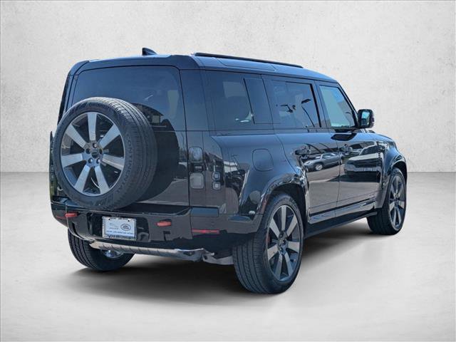 Used 2026 Land Rover Defender 110 X AWD/4WD image 5