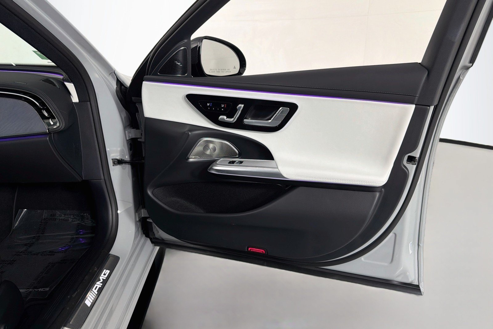 New 2026 Mercedes-Benz E 53 AMG e 4MATIC Sedan image 23