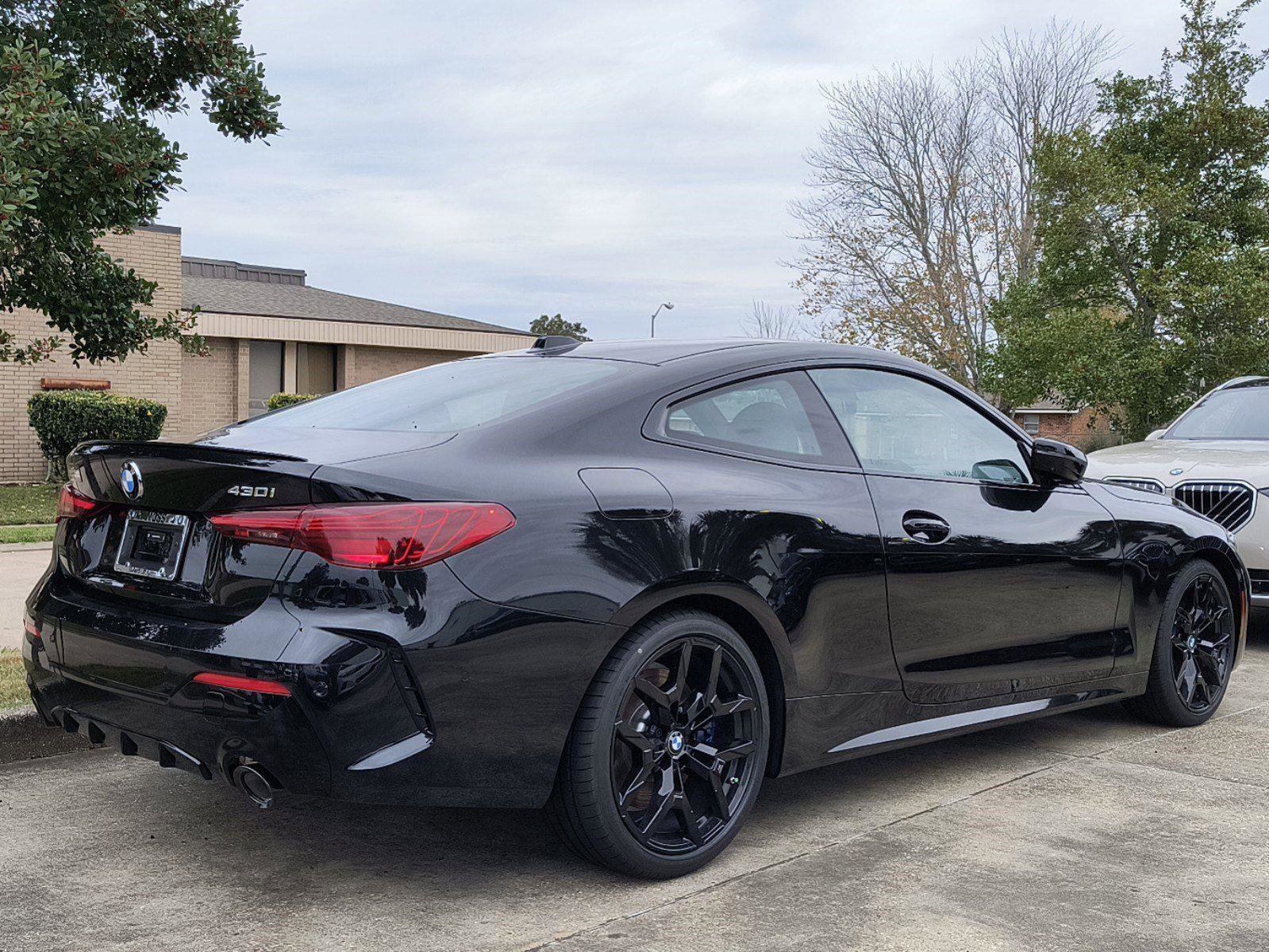 New 2025 BMW 430i Coupe w/ M Sport Package image 4