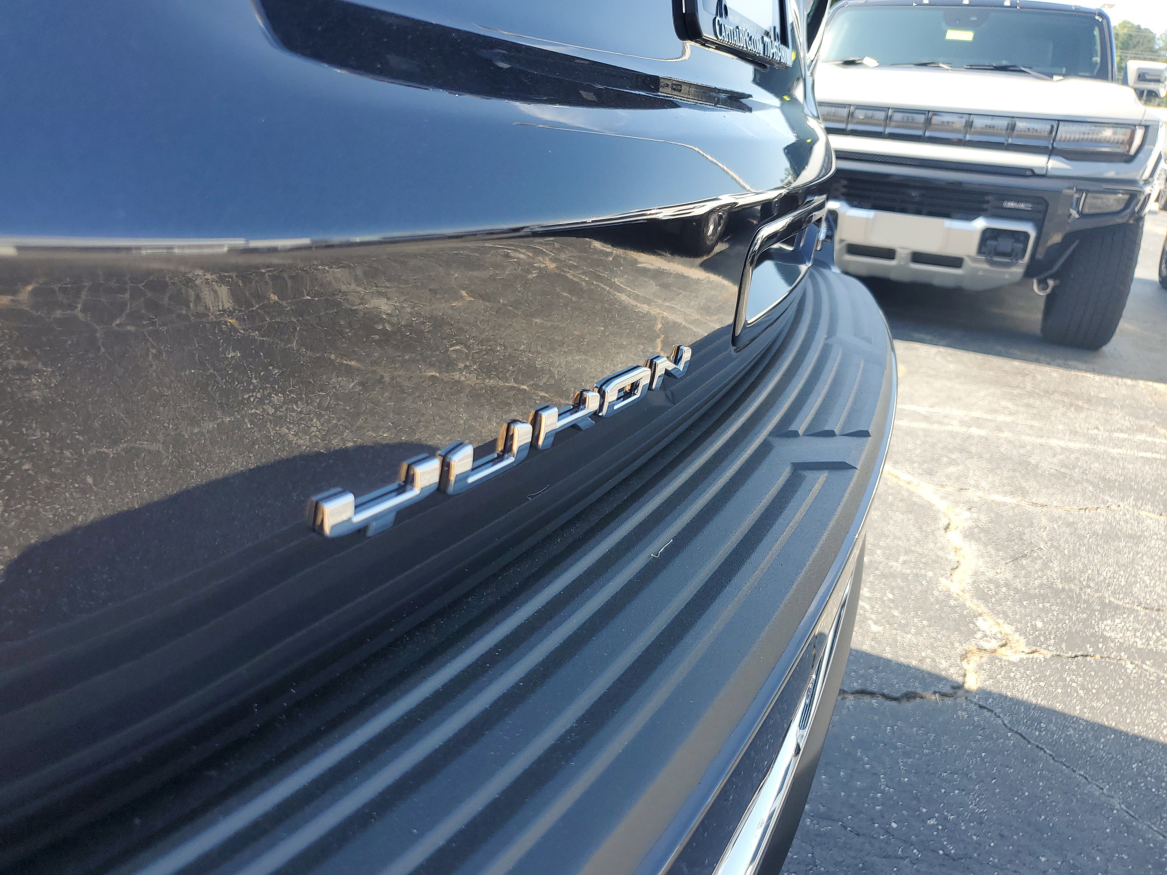 New 2025 GMC Yukon XL Elevation image 5