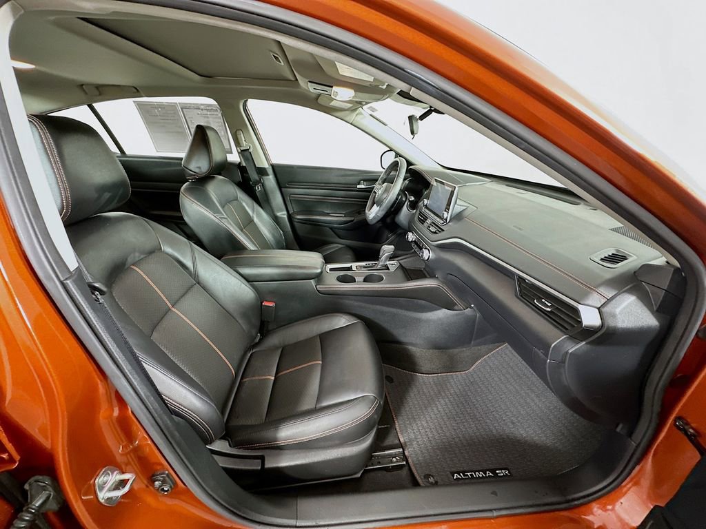 Used 2022 Nissan Altima 2.0 SR image 27