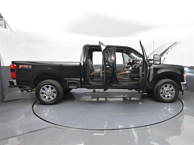 Used 2024 Ford F250 King Ranch w/ Chrome Package image 56