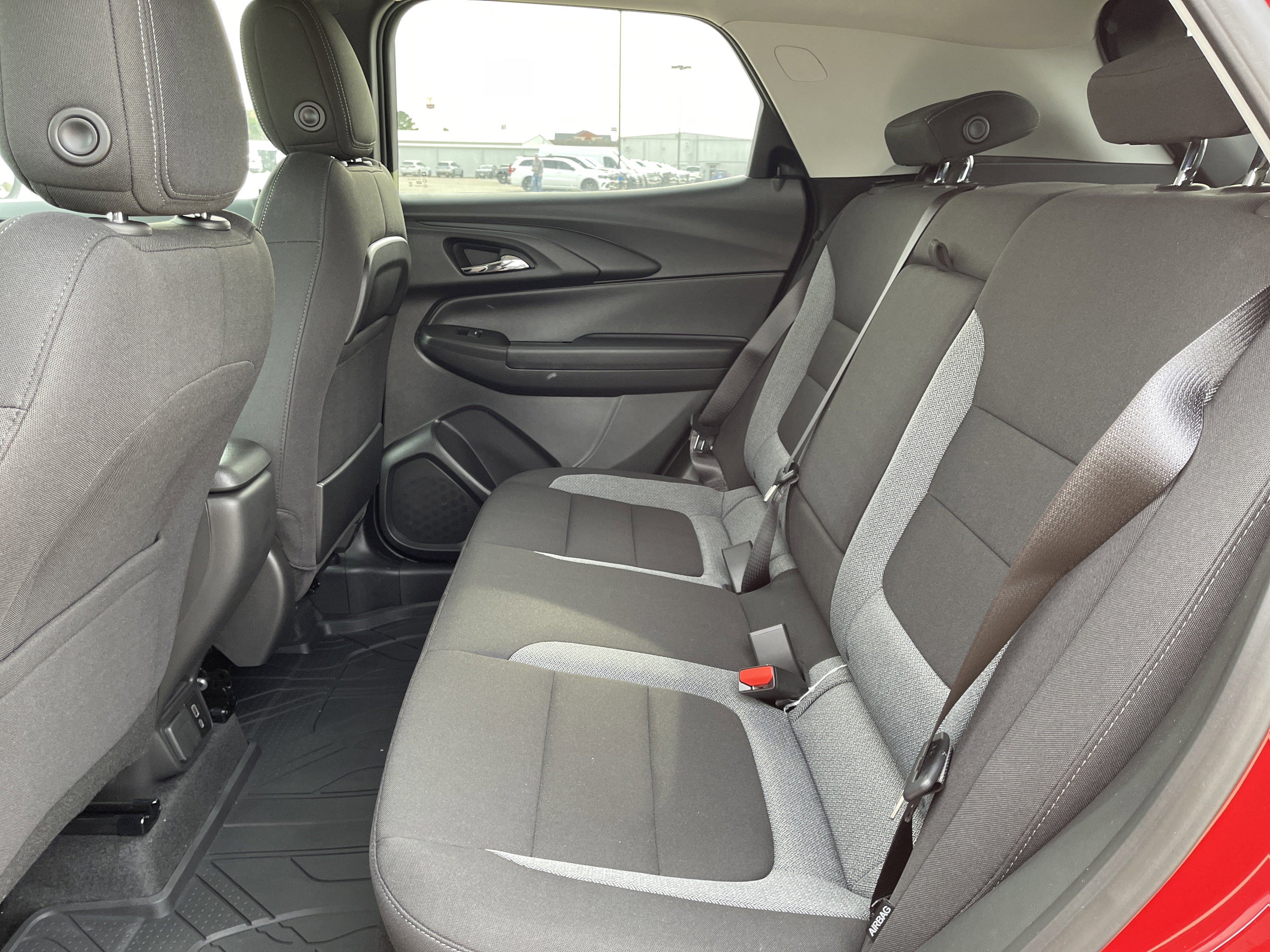 New 2026 Chevrolet TrailBlazer LT w/ Convenience Package FWD image 37