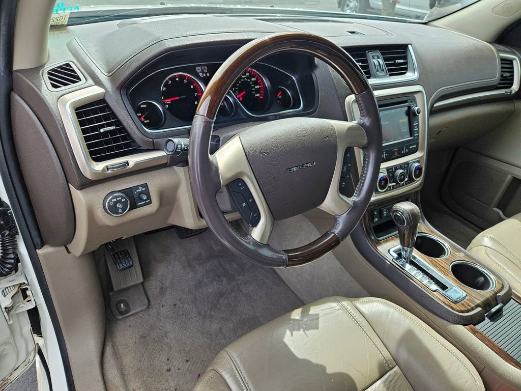 Used 2014 GMC Acadia Denali image 13