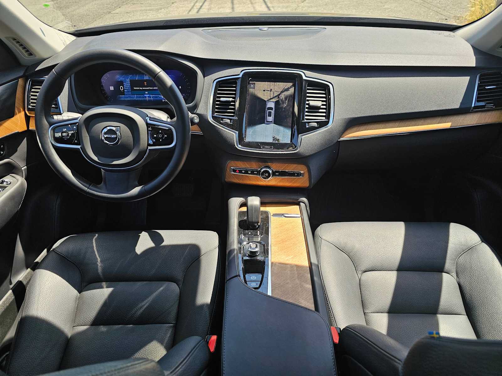 Certified 2023 Volvo XC90 B6 Plus w/ Protection Package Premier AWD/4WD image 20