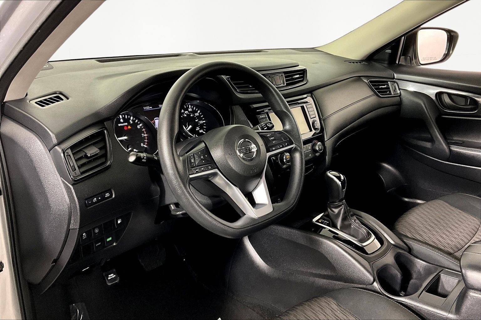 Certified 2020 Nissan Rogue S image 18