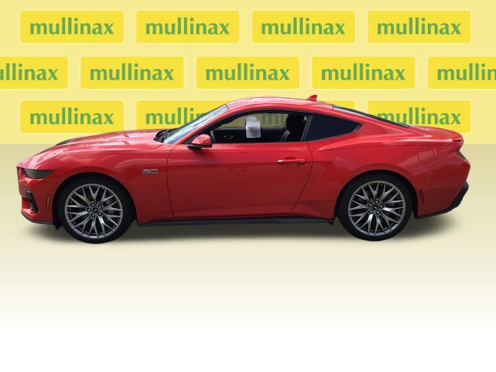 Used 2025 Ford Mustang GT Premium RWD image 17
