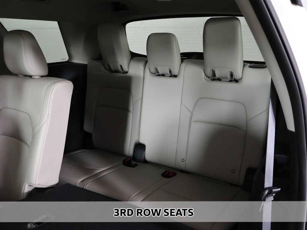 Used 2023 Nissan Pathfinder SL AWD/4WD image 8