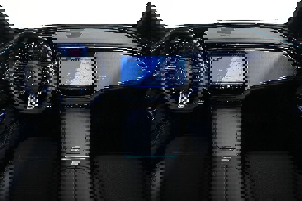 Used 2025 Mercedes-Benz E 53 AMG e 4MATIC Sedan image 9