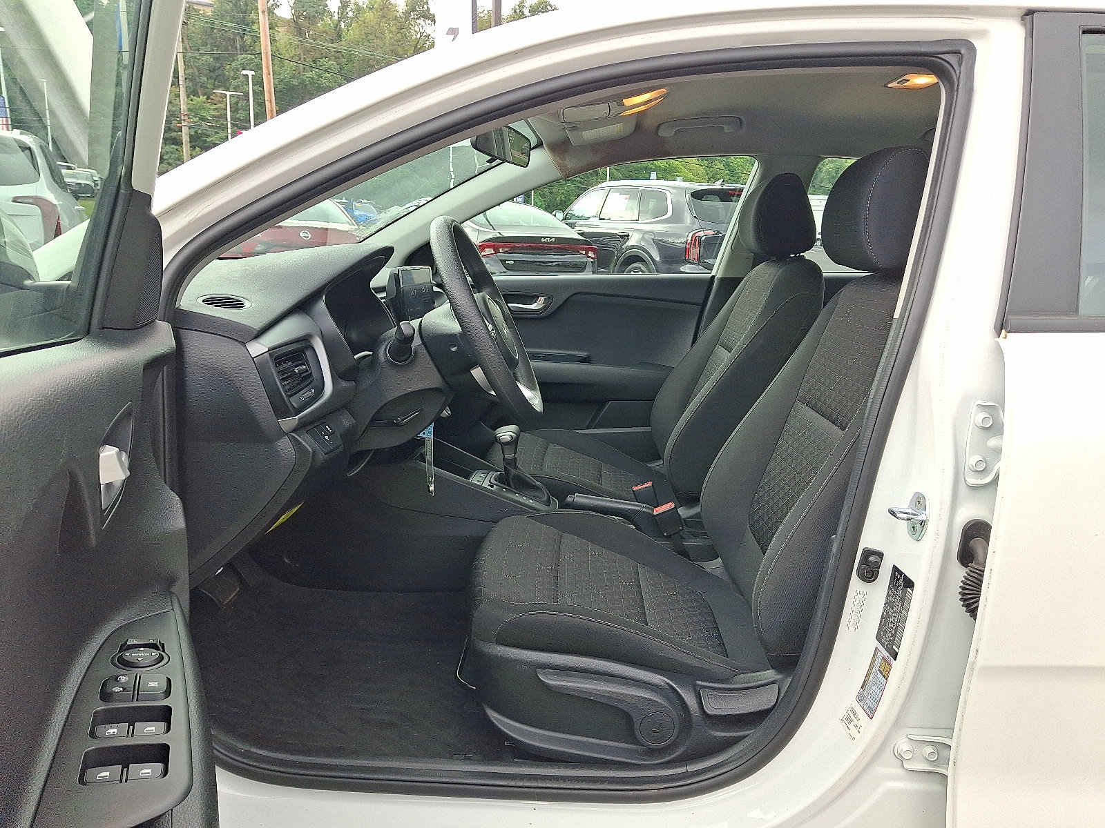Used 2022 Kia Rio LX FWD image 13