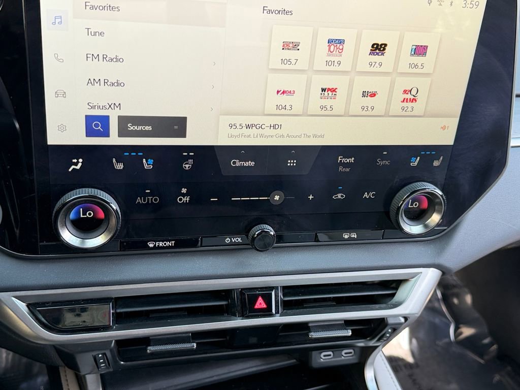 Used 2023 Lexus RX 350 Premium w/ Accessory Package AWD/4WD image 22