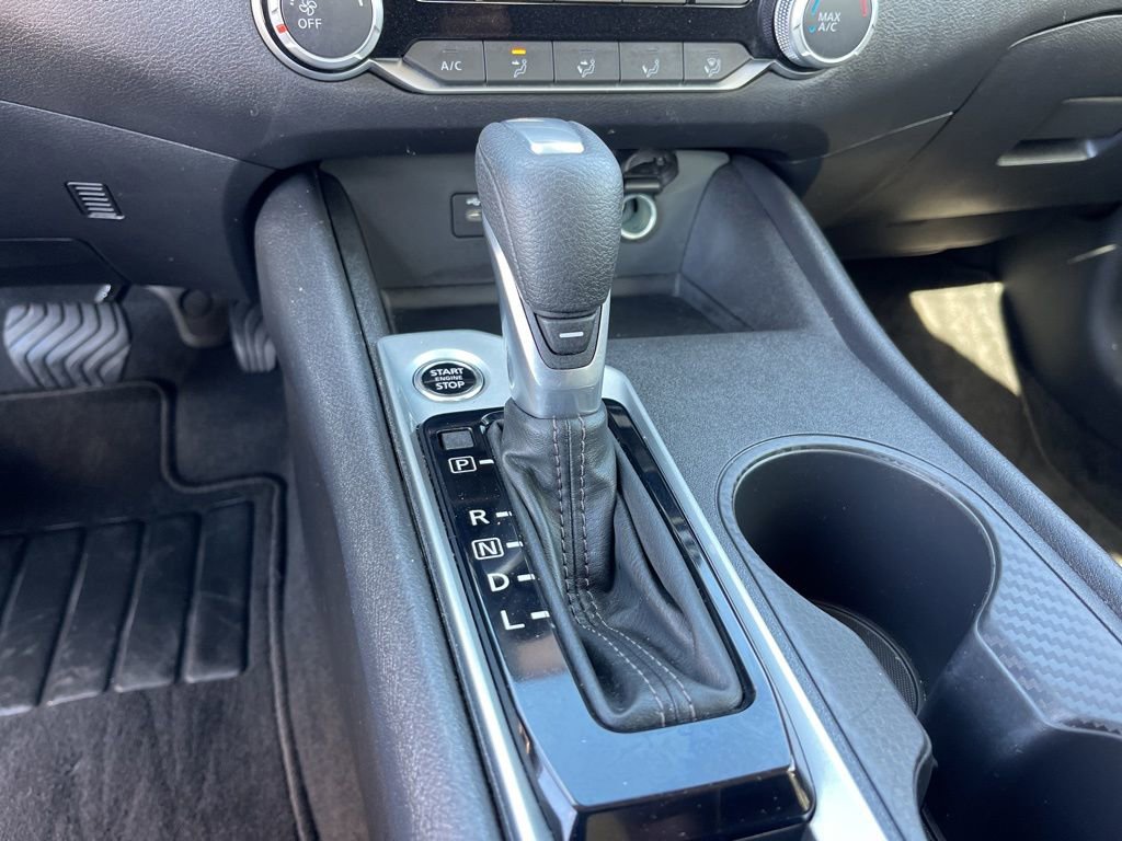 Used 2025 Nissan Altima 2.5 SV image 14