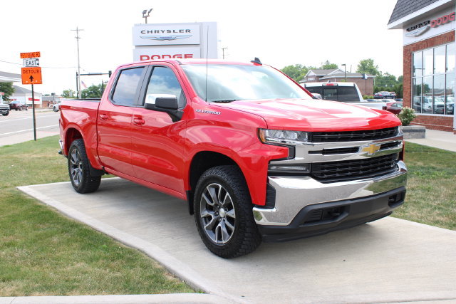 Used 2020 Chevrolet Silverado 1500 LT w/ All-Star Edition AWD/4WD image 2