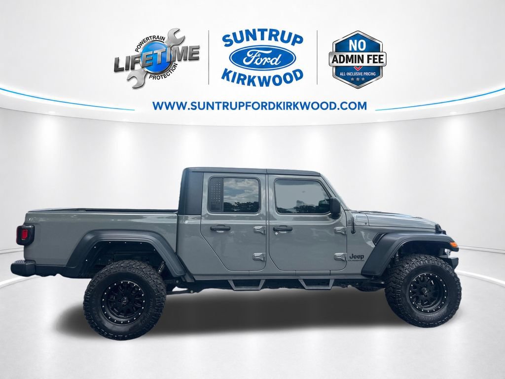 Used 2021 Jeep Gladiator Sport AWD/4WD image 8