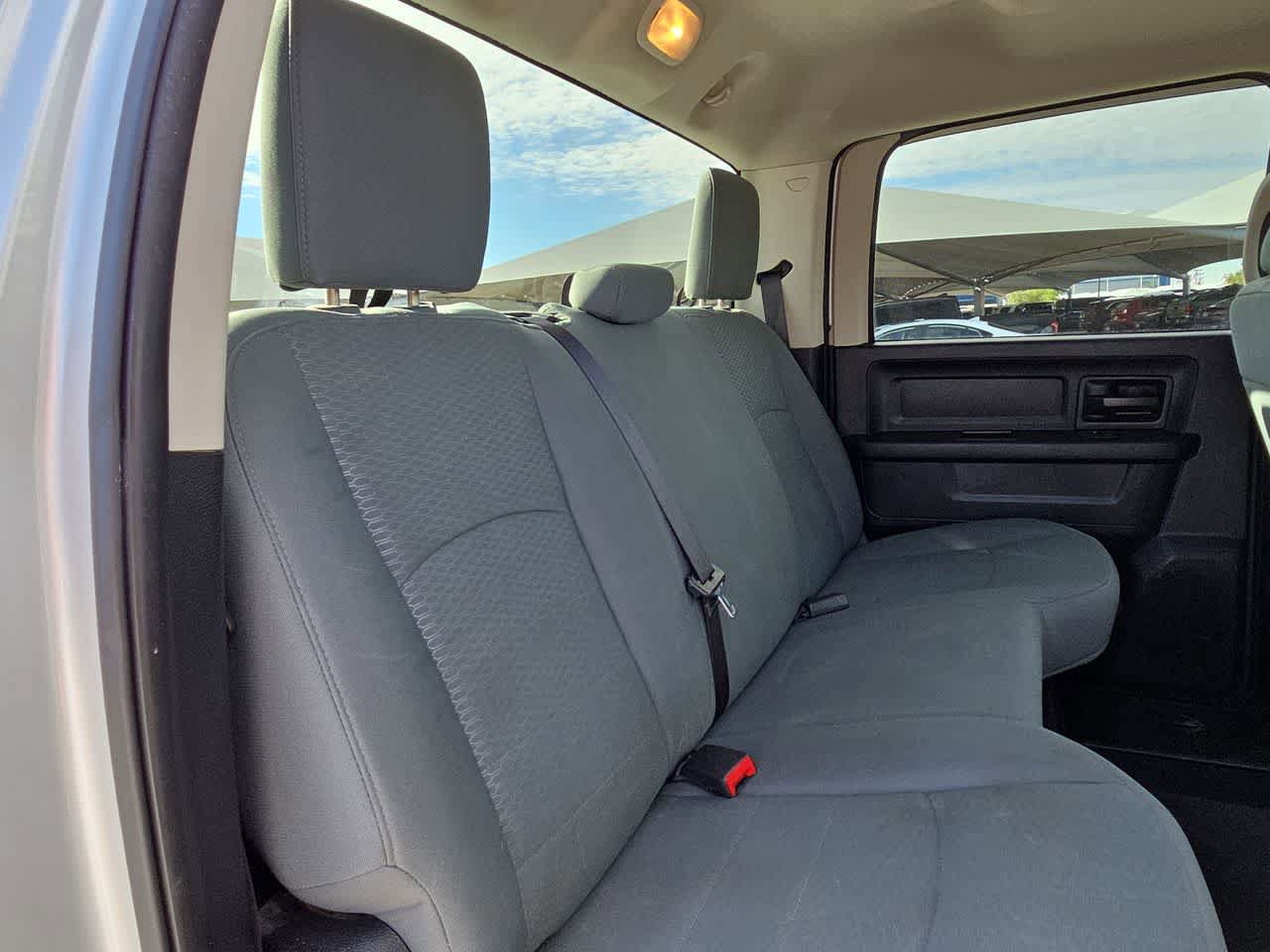 Used 2015 RAM 2500 Tradesman w/ Chrome Appearance Group AWD/4WD image 16