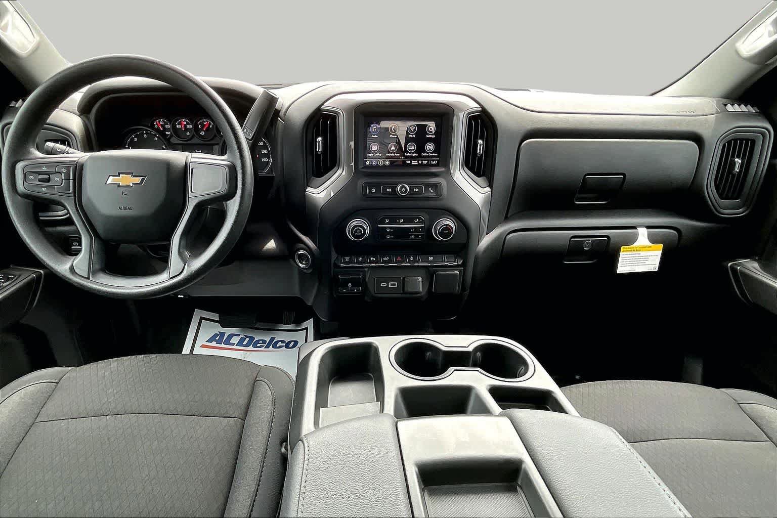 Used 2025 Chevrolet Silverado 2500 Custom w/ Custom Value Package AWD/4WD image 15