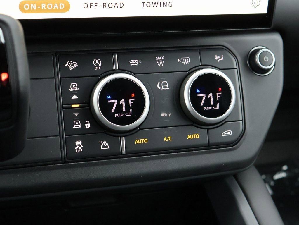 New 2026 Land Rover Defender 110 S image 26