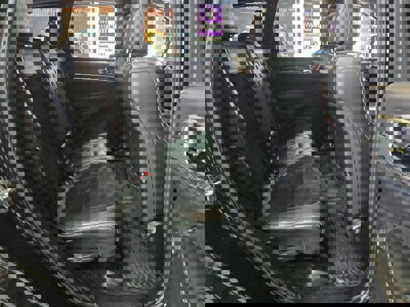 Used 2012 Jeep Grand Cherokee SRT8 w/ Luxury Group II image 17