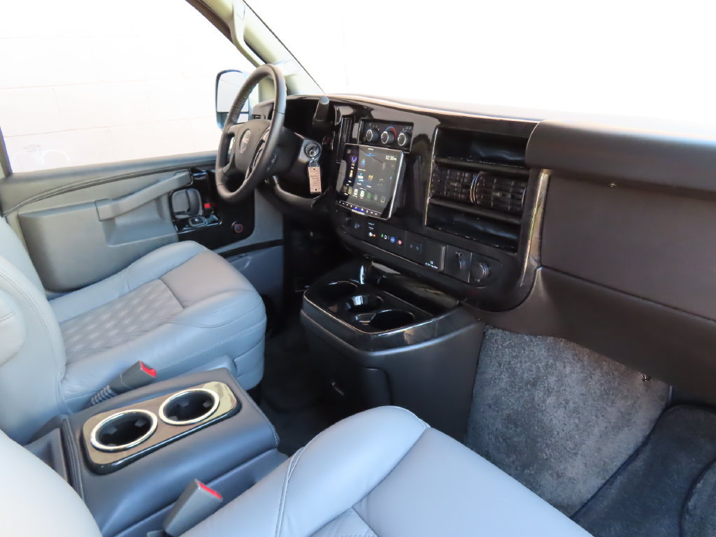 Used 2024 GMC Savana 2500 Extended w/ Driver Convenience Package RWD image 35