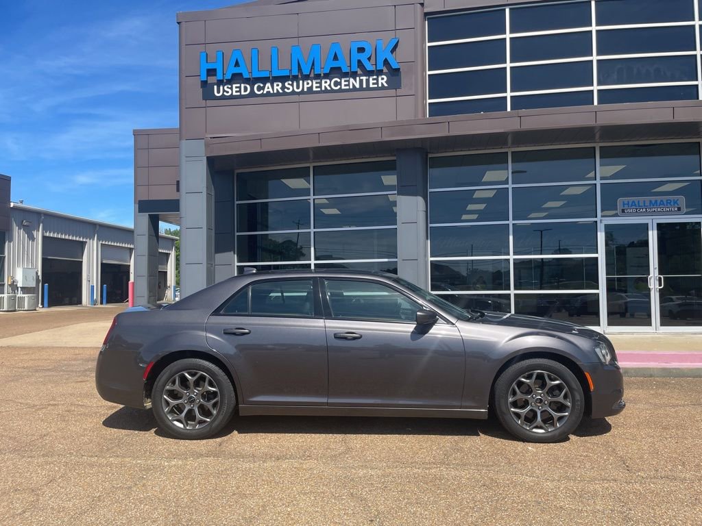 Used 2016 Chrysler 300 S image 10