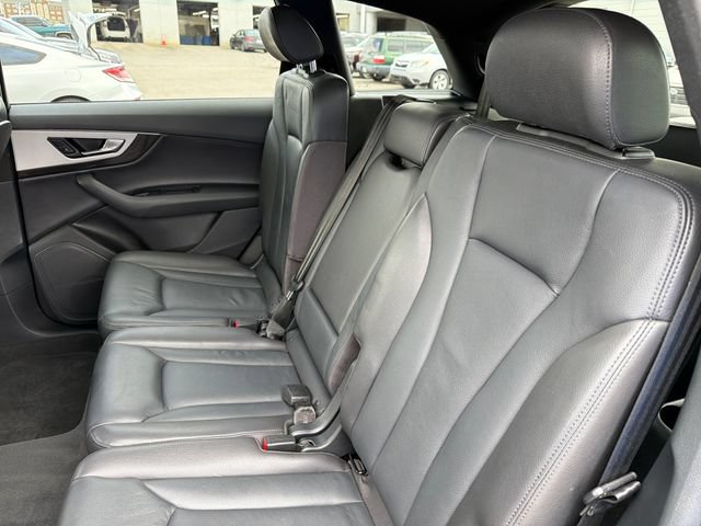 Used 2019 Audi Q7 2.0T Premium w/ Convenience Package AWD/4WD image 21