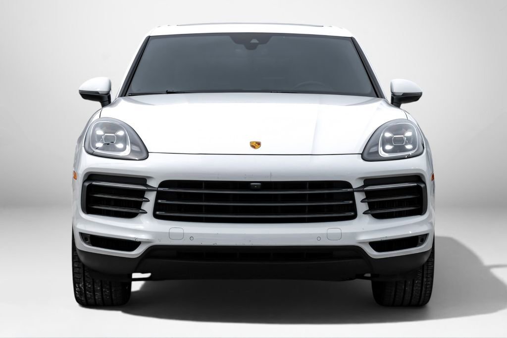 Used 2021 Porsche Cayenne AWD/4WD image 3