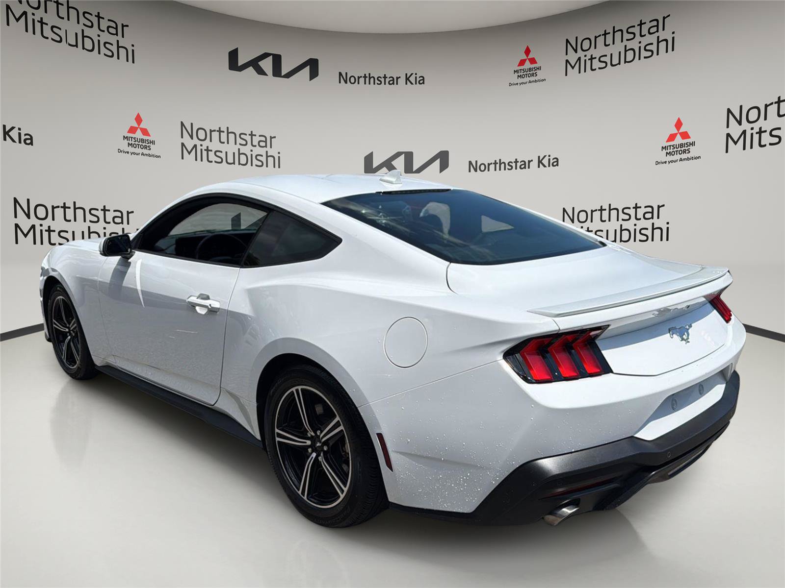 Used 2025 Ford Mustang Premium RWD image 2