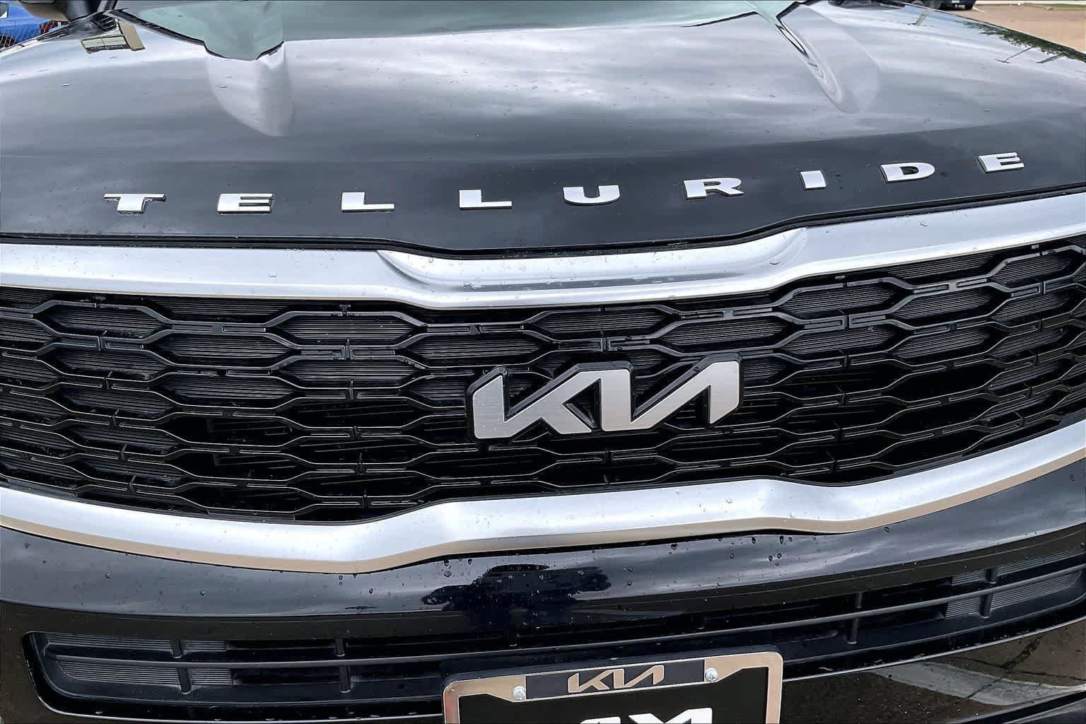 Used 2022 Kia Telluride S FWD image 31