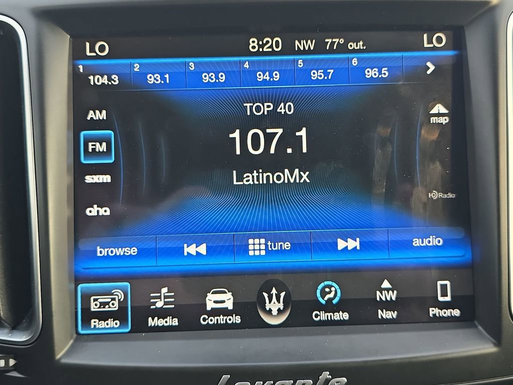 Used 2018 Maserati Levante image 14