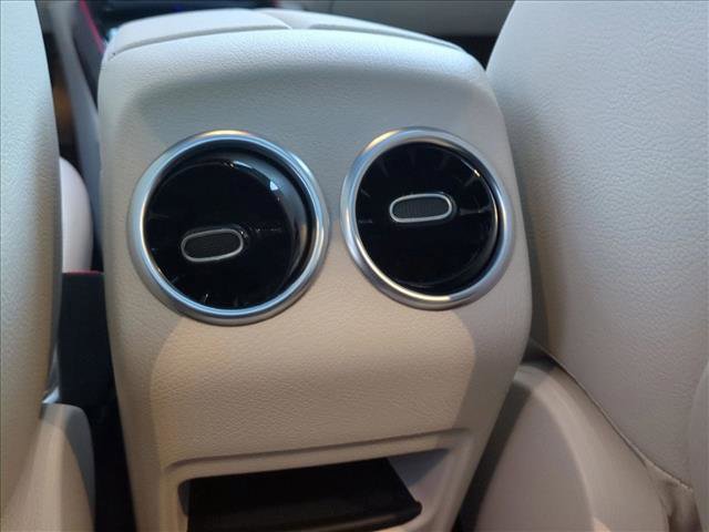 Used 2023 Mercedes-Benz GLA 250 image 17