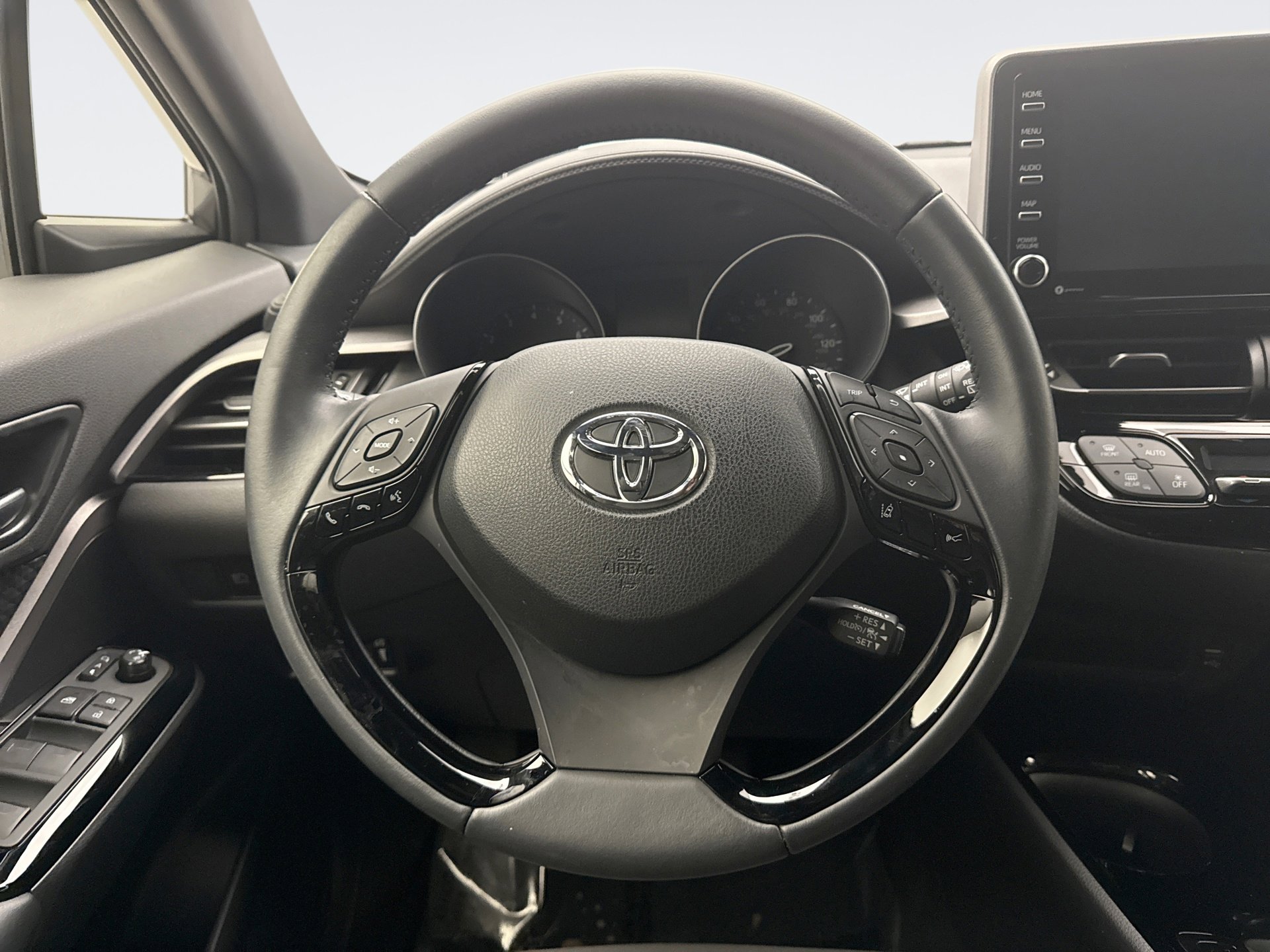 Used 2021 Toyota C-HR Nightshade image 12