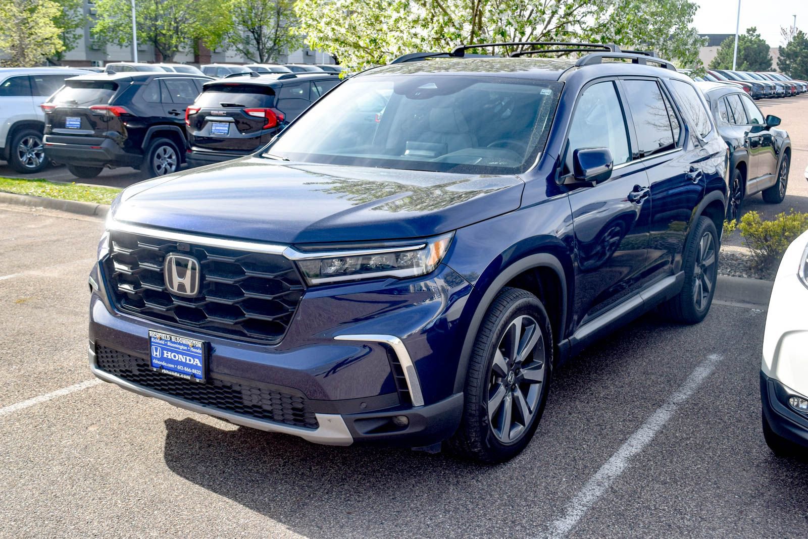 Used 2023 Honda Pilot Elite image 11