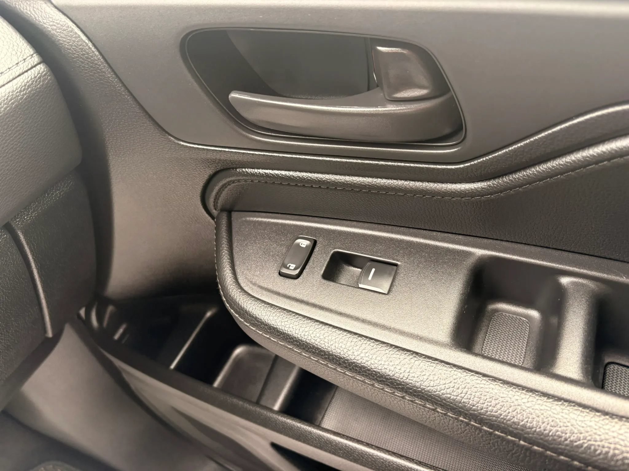 Used 2024 Honda Odyssey EX-L image 23
